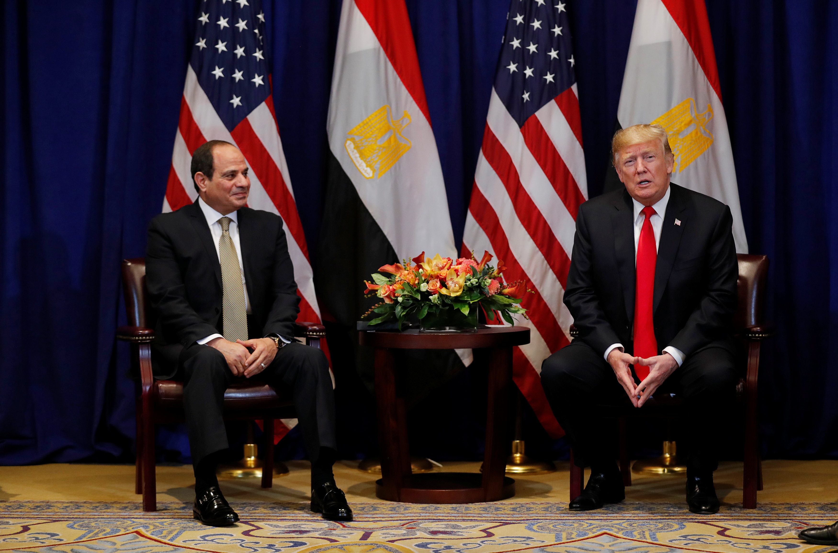 السفارة الأمريكية في مصر تثير غضب النشطاء